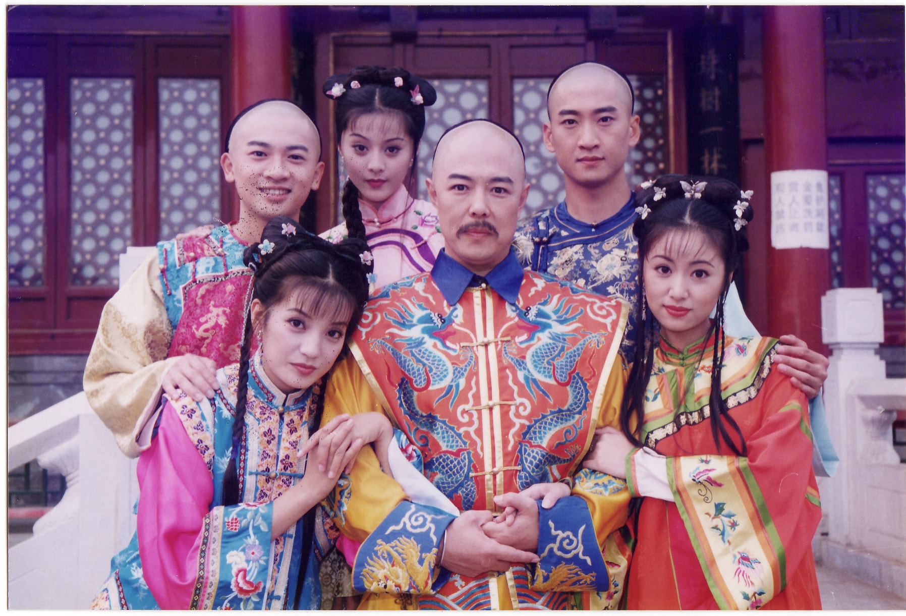 http://www.newswatch247.com/pics/star/pic/1df6e21496d2be7930cb9cfb16723052.jpg