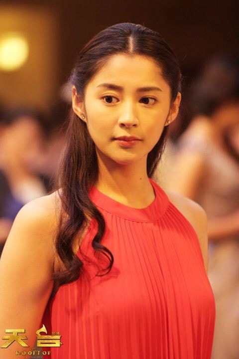 http://www.newswatch247.com/pics/star/pic/1f0efdae1335cda0814cd76153246cee.jpg