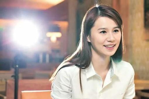 http://www.newswatch247.com/pics/star/pic/1fbb/3e81cada7c5454cf25ab01b0cd4f.jpg