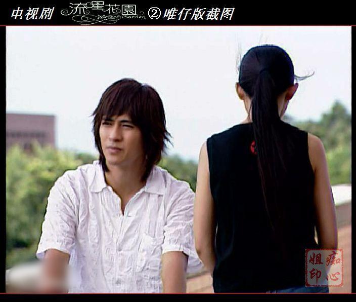 http://www.newswatch247.com/pics/star/pic/20cdeff1f16f26472162a6cb7c21f826.jpg