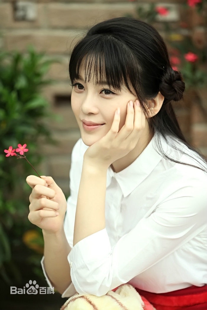 http://www.newswatch247.com/pics/star/pic/20e8028c647ea654bbbad4c04484cdf2.jpg