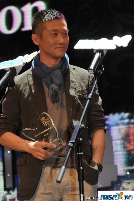 http://www.newswatch247.com/pics/star/pic/21c2/8f5e3c3722a48c2fa96dda792b09.jpg