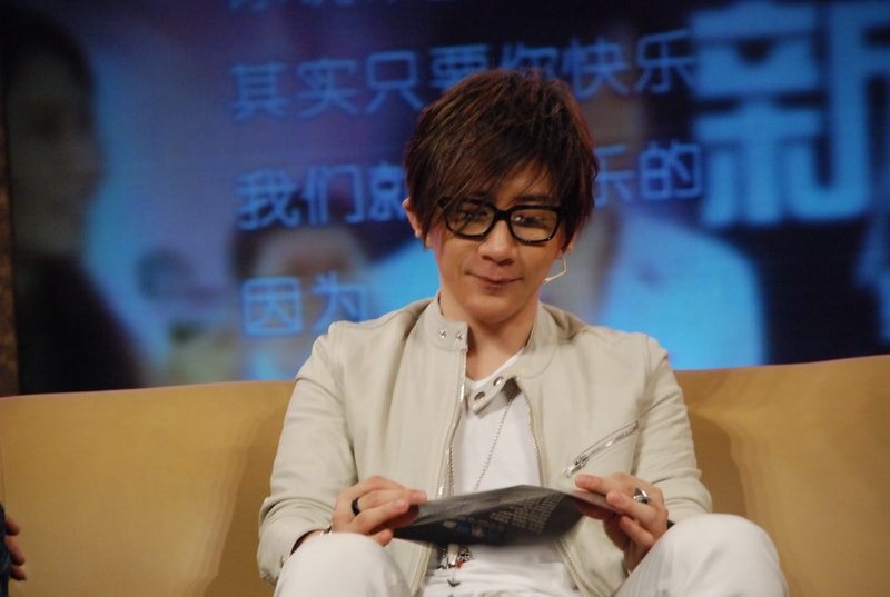 http://www.newswatch247.com/pics/star/pic/21f2b6a3115565626932c65290f2dc08.jpg