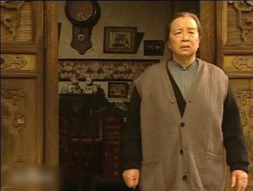 http://www.newswatch247.com/pics/star/pic/22bbf515fbbe59777d6490fce0154c3c.jpg