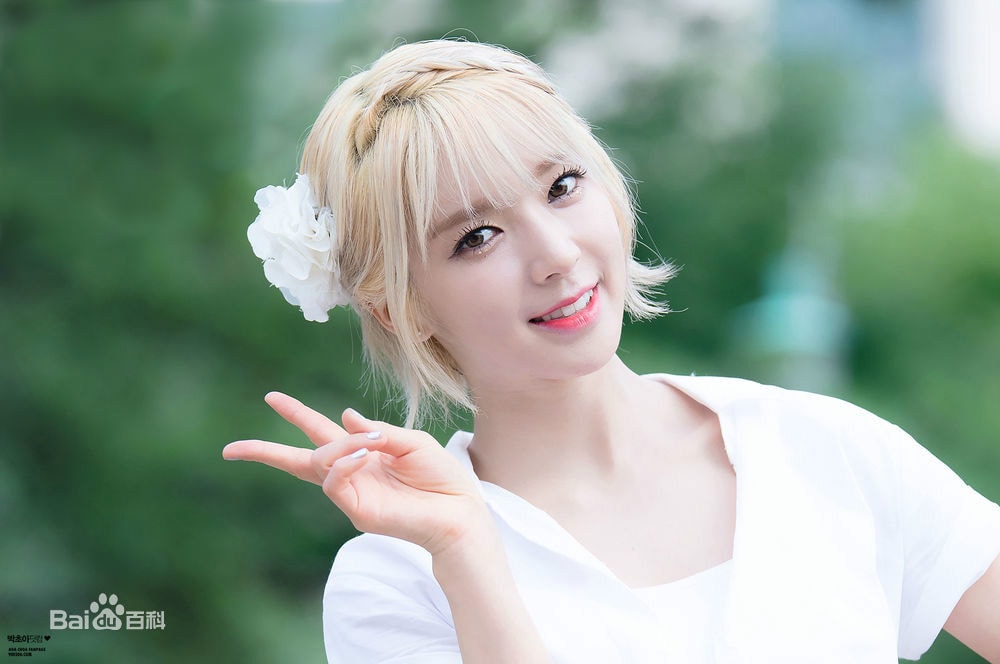 http://www.newswatch247.com/pics/star/pic/22e12813e99c8c82ae8265d2a2c0c26e.jpg
