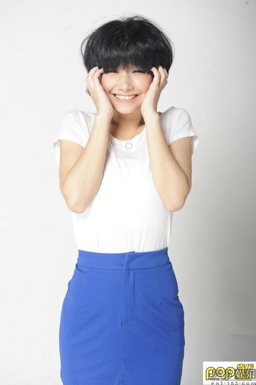 http://www.newswatch247.com/pics/star/pic/22fe98731e30ea7631b62f1db699be70.jpg