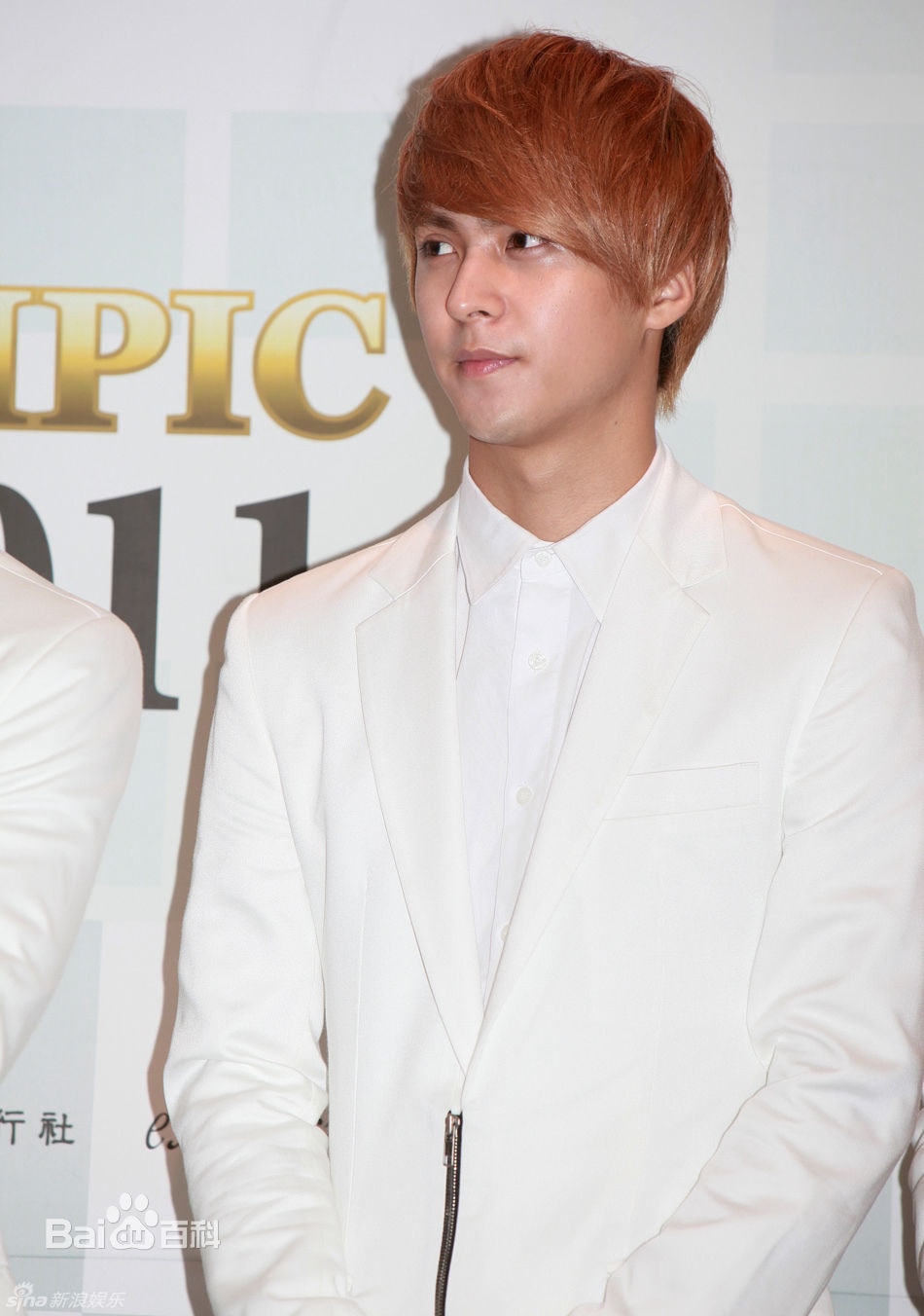 http://www.newswatch247.com/pics/star/pic/253bdf2b69606ae9536b6ae5184869e7.jpg