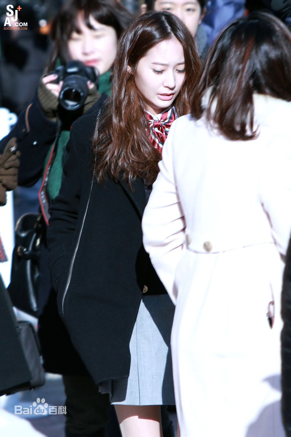 http://www.newswatch247.com/pics/star/pic/255cde6c12cee67e9842aadb4ce1f040.jpg