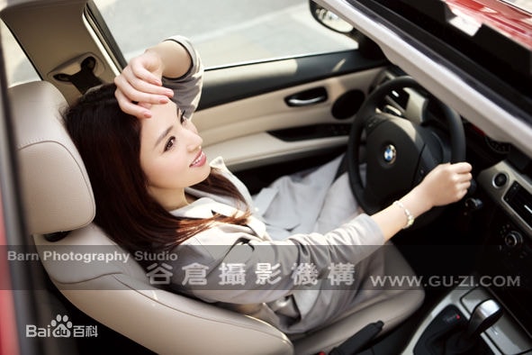 http://www.newswatch247.com/pics/star/pic/262ba59079d2ee43d820441a46f88a47.jpg