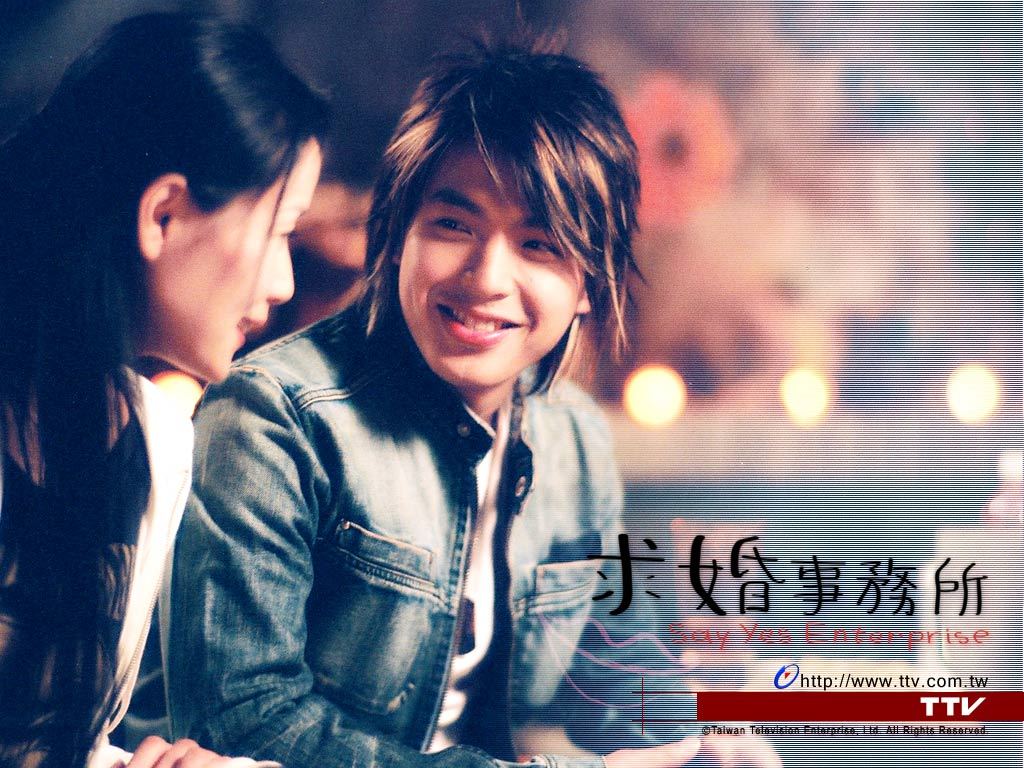 http://www.newswatch247.com/pics/star/pic/274de863e51ed0d2a317b9e74fcae4fd.jpg