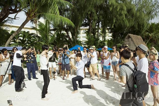 http://www.newswatch247.com/pics/star/pic/27dea09e162a7c838f2722b602614815.jpg
