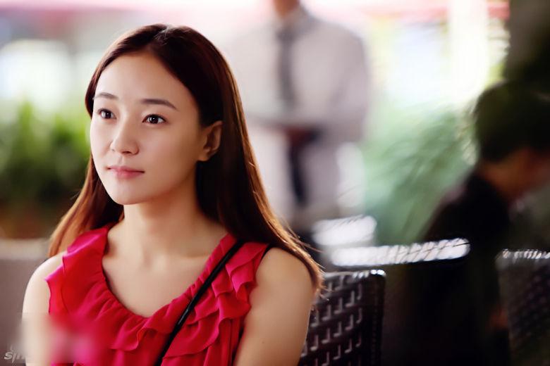 http://www.newswatch247.com/pics/star/pic/28be785bbd2df5fb0e060c75de88e627.jpg