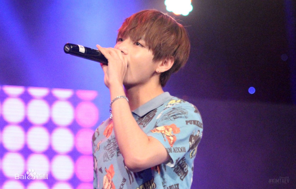 http://www.newswatch247.com/pics/star/pic/2930a52da1f79259577f86d0ae497b73.jpg