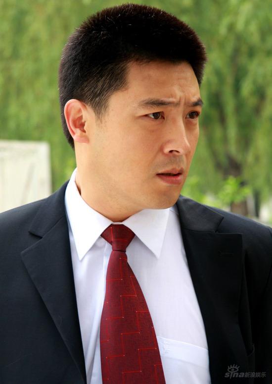 http://www.newswatch247.com/pics/star/pic/2affd83dcbf224f364d5d9c7b54b6cee.jpg