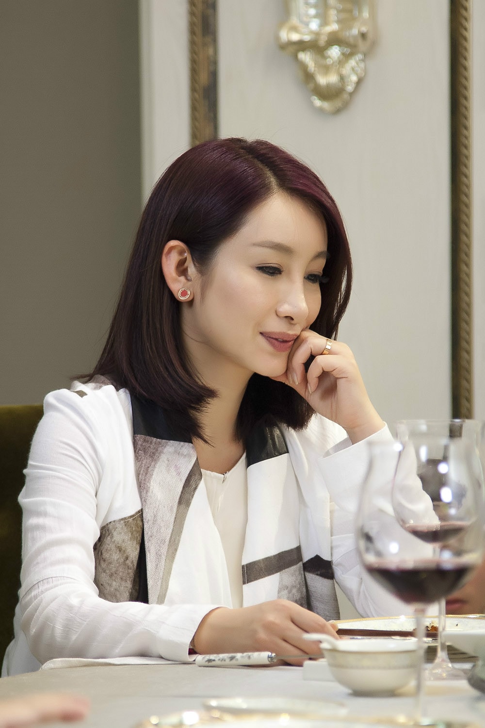 http://www.newswatch247.com/pics/star/pic/2b0e/468b784028c9cbc6a74314cda9bb.jpg