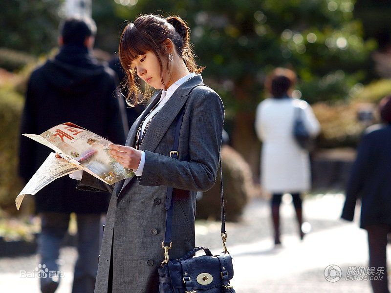 http://www.newswatch247.com/pics/star/pic/2b27a515fc645162e25969cccb649d8a.jpg