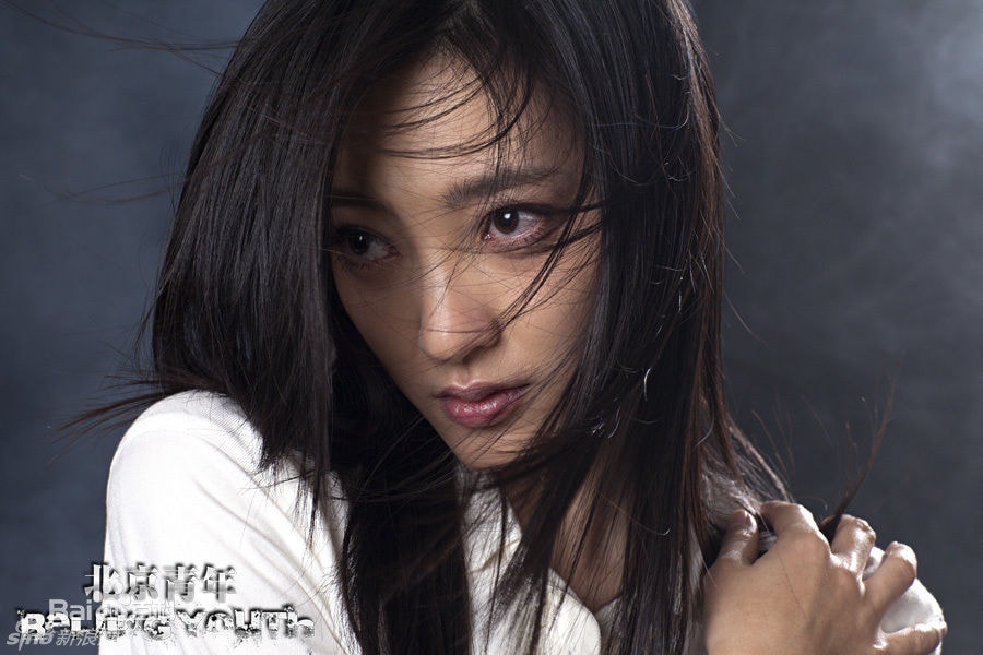 http://www.newswatch247.com/pics/star/pic/2b68b30344f735ed1bae888f37dbd78b.jpg
