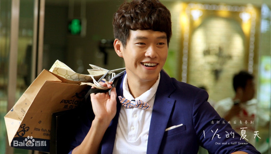 http://www.newswatch247.com/pics/star/pic/2b8782ae6604dfb655c691c8eca4df4d.jpg