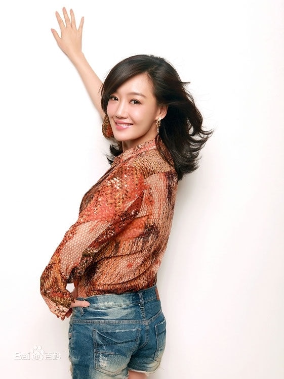 http://www.newswatch247.com/pics/star/pic/2bc6ba80ebfe26391edf35c1a468fa3e.jpg