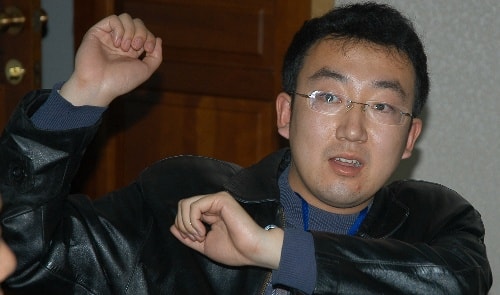 http://www.newswatch247.com/pics/star/pic/2bcf3833919f2a0e375aecfa3644d6f5.jpg