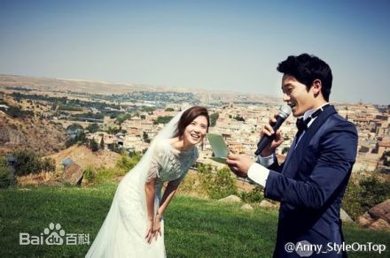 http://www.newswatch247.com/pics/star/pic/2bf22080fd923408c08def5ebd04ffd1.jpg