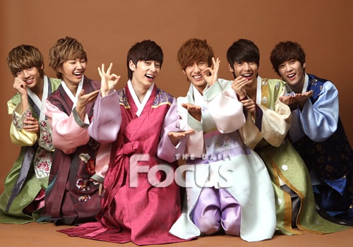 http://www.newswatch247.com/pics/star/pic/2c279e9ddc2b264d988c53109eb1016c.jpg