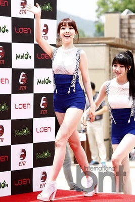 http://www.newswatch247.com/pics/star/pic/2cb469a722fb2333403184c75a3dc4c1.jpg