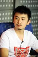 http://www.newswatch247.com/pics/star/pic/2d19cfacf78a635ed663a7c5810be83a.jpg