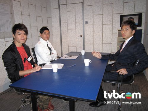 http://www.newswatch247.com/pics/star/pic/2d4529e568a3742d0000999db1525e3f.jpg
