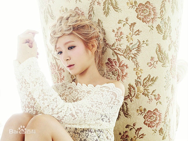 http://www.newswatch247.com/pics/star/pic/2d5faac5154deb1902b0adbc053985aa.jpg