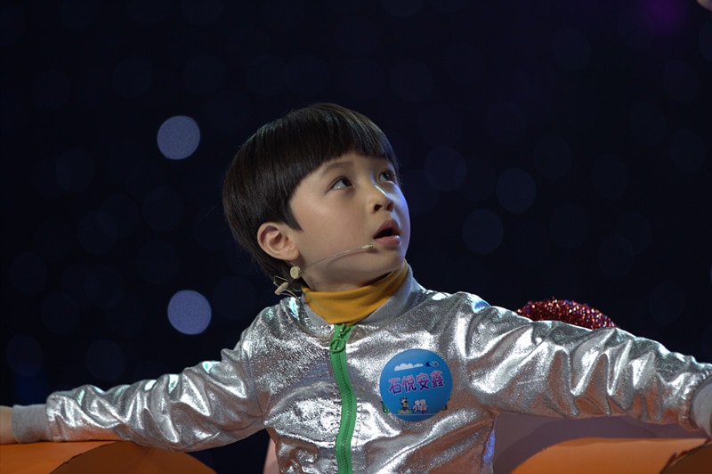 http://www.newswatch247.com/pics/star/pic/2e7720e18988c61dc2cca4cb9f24a884.jpg