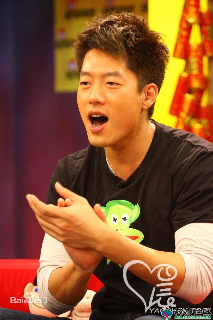 http://www.newswatch247.com/pics/star/pic/2eca66e1c1f10453b76463f3020f75b8.jpg