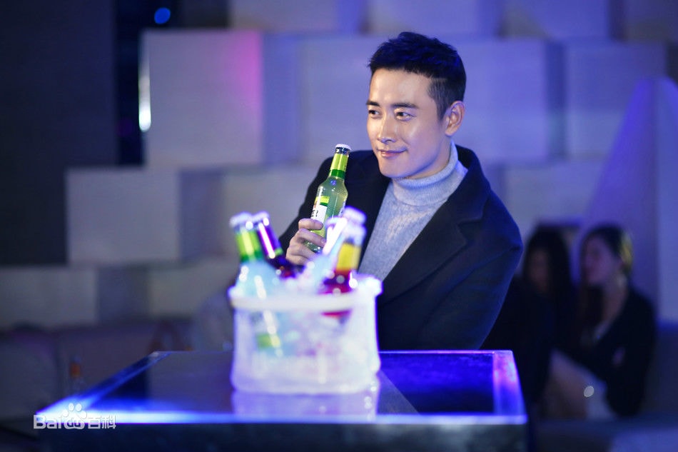 http://www.newswatch247.com/pics/star/pic/2ff7c4f1dabc64eae5237b6c0e3f0650.jpg