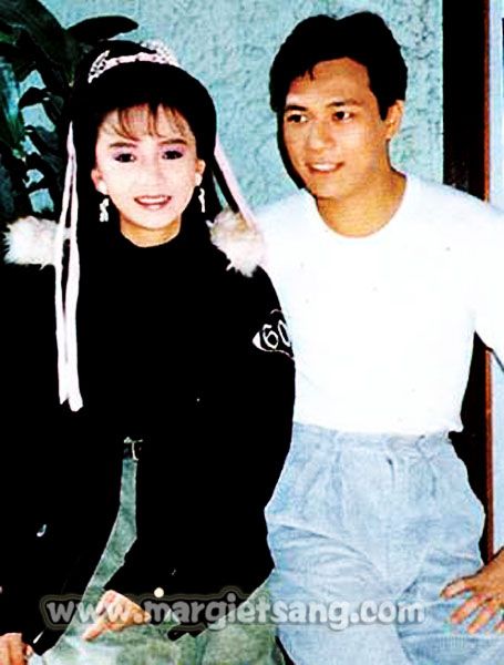 http://www.newswatch247.com/pics/star/pic/317c/02ee0b5046c4283a56aac284c999.jpg