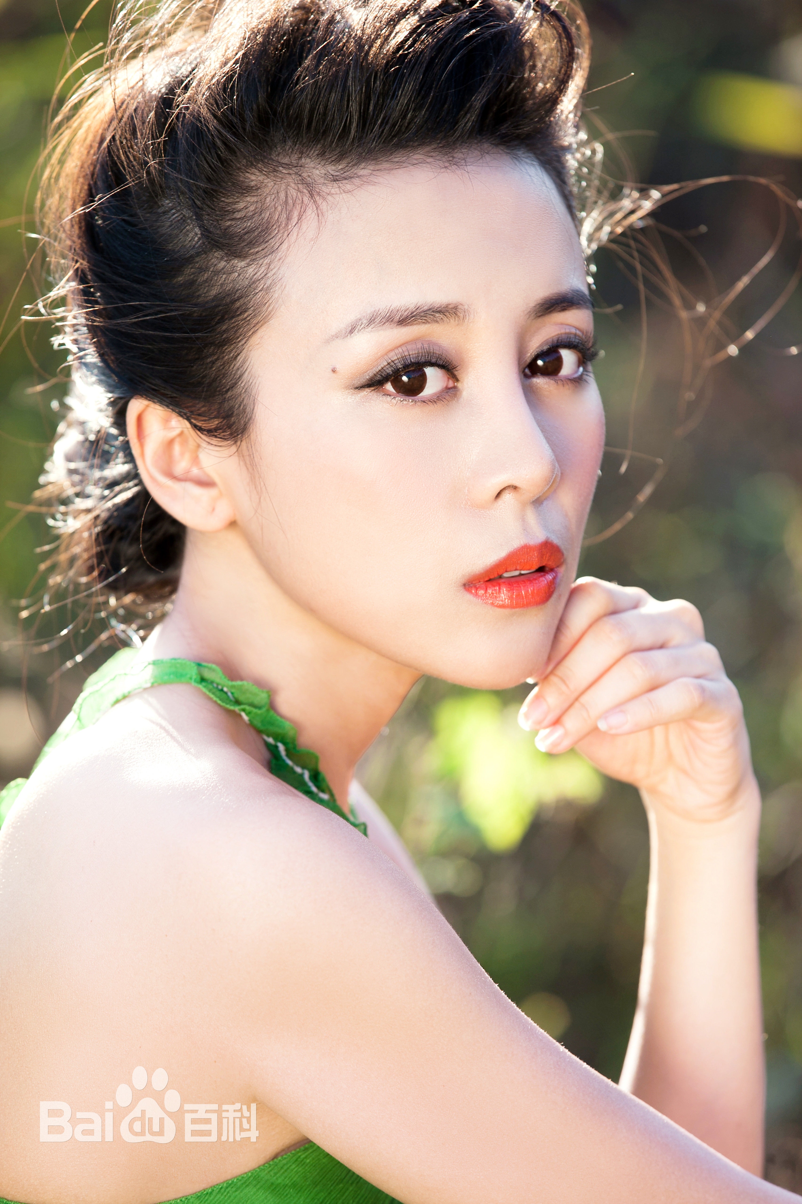 http://www.newswatch247.com/pics/star/pic/3238daf89633163111dab3fcd4140ad5.jpg