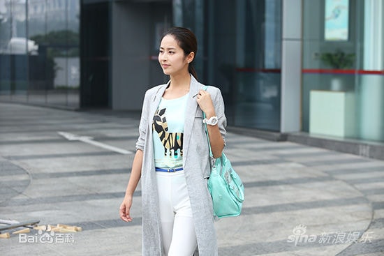 http://www.newswatch247.com/pics/star/pic/3243d362a8f40ff25cbca7531a098591.jpg