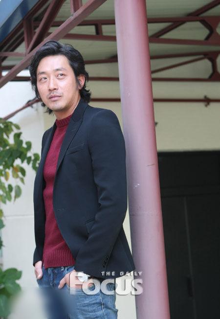 http://www.newswatch247.com/pics/star/pic/32d5f1c471f152af3edbcba25244c7a0.jpg