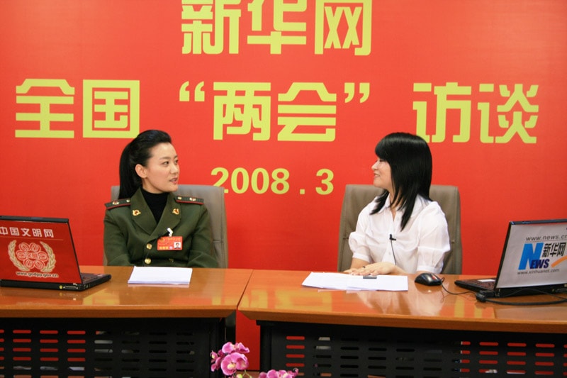http://www.newswatch247.com/pics/star/pic/32f3aaf0530a4041cb7cb59f7e3908ee.jpg