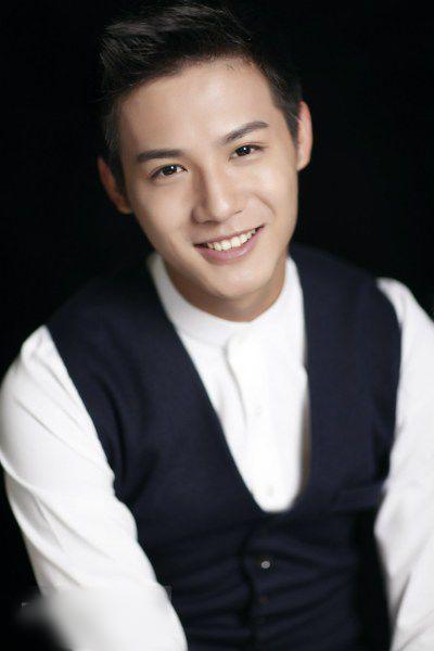 http://www.newswatch247.com/pics/star/pic/33dc93f8761ade69deeea94d0ce0e349.jpg