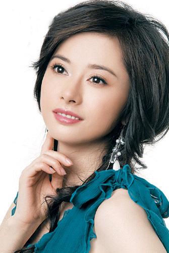 http://www.newswatch247.com/pics/star/pic/355f130bf46e944da17ede8a4d03e700.jpg