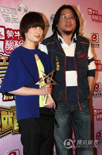 http://www.newswatch247.com/pics/star/pic/35a07c4703a79c69b58008f3c6193f04.jpg