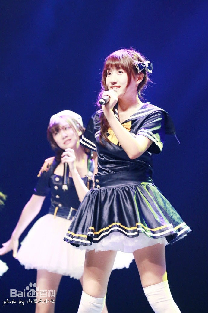 http://www.newswatch247.com/pics/star/pic/35aa2fcba4922bfeb82e0cf05b411528.jpg
