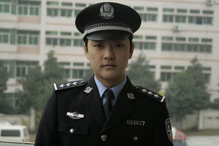 http://www.newswatch247.com/pics/star/pic/35fa9fa16b2c58fa268872654c208a77.jpg