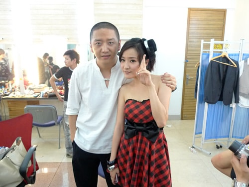 http://www.newswatch247.com/pics/star/pic/360f431205bcd506d57fd1f9625d00e6.jpg