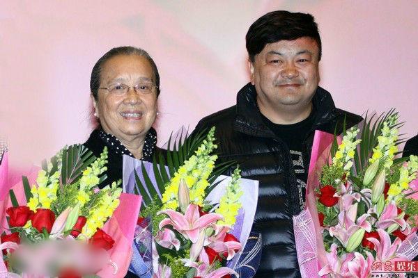 http://www.newswatch247.com/pics/star/pic/3615044974c97543f3468b051fc4dff2.jpg