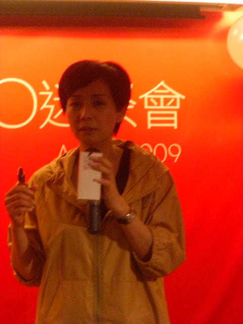 http://www.newswatch247.com/pics/star/pic/37fe/3f7c415963af76988c75fcf2b359.jpg