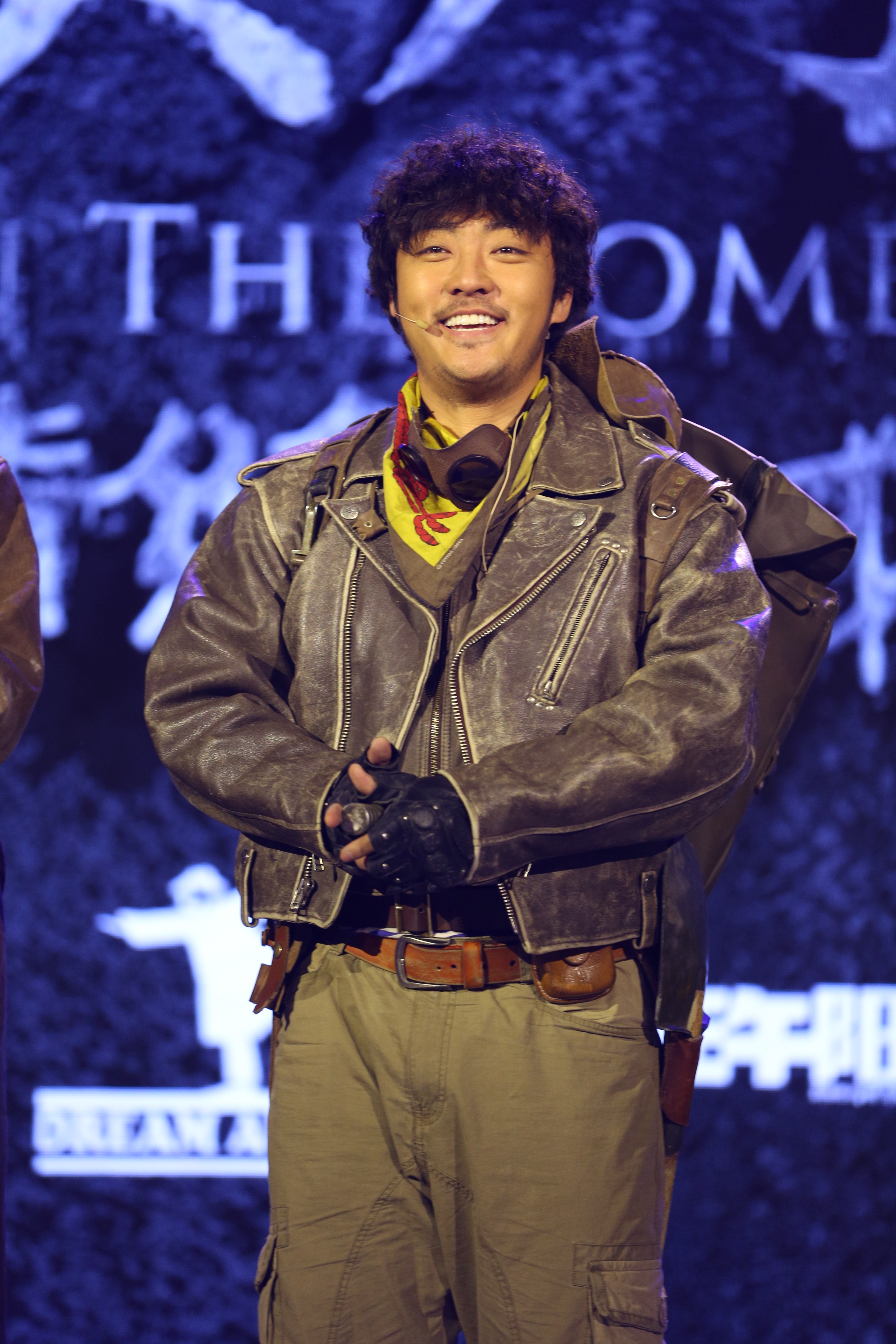 http://www.newswatch247.com/pics/star/pic/38808a2e6aafad6ad7b4091d4ca6d52f.jpg