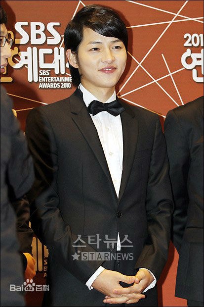 http://www.newswatch247.com/pics/star/pic/3955a110efcf6b02133e714818e6e2d4.jpg