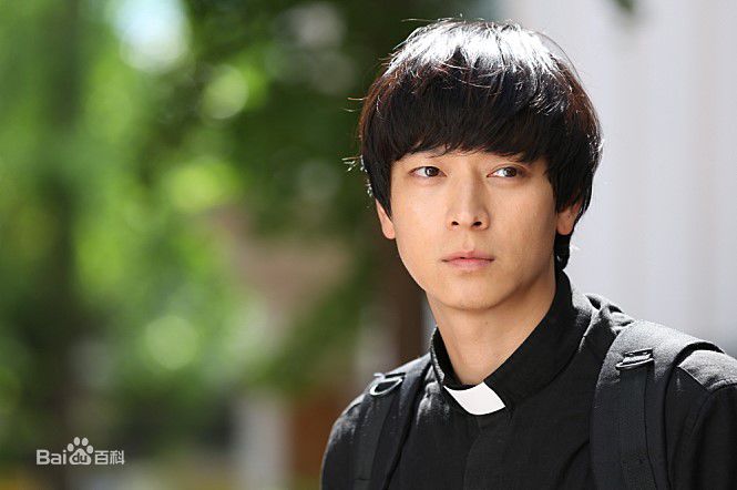 http://www.newswatch247.com/pics/star/pic/3ac7fe4960ac1c038ebc644d67096dd3.jpg