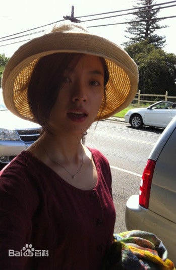 http://www.newswatch247.com/pics/star/pic/3b16ac5291918bb68cbf423b578d44f1.jpg
